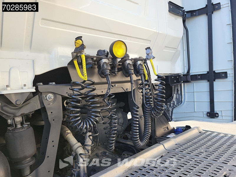 Iveco S-Way 490 4X2 Retarder Standklima 2xTanks Navi ACC LED Euro 6 - Sattelzugmaschine: das Bild 5 Iveco S-Way 490 4X2 Retarder Standklima 2xTanks Navi ACC LED Euro 6 - Sattelzugmaschine: das Bild 5
