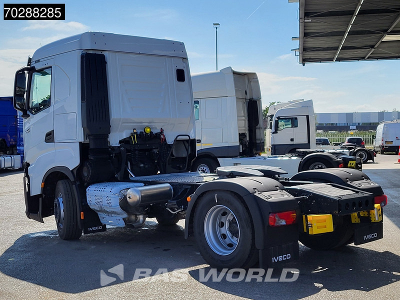 Iveco S-Way 500 4X2 NEW! Retarder Navi ACC Euro 6 - Sattelzugmaschine: das Bild 2 Iveco S-Way 500 4X2 NEW! Retarder Navi ACC Euro 6 - Sattelzugmaschine: das Bild 2