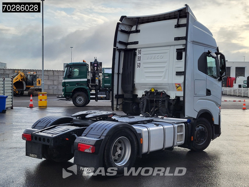 Iveco S-Way 510 S-Way 4X2 Retarder ACC LED Navi Euro 6 - Sattelzugmaschine: das Bild 5 Iveco S-Way 510 S-Way 4X2 Retarder ACC LED Navi Euro 6 - Sattelzugmaschine: das Bild 5