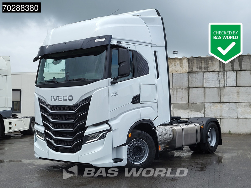 Iveco S-way 580 4X2 NEW! 2x Tanks Navi ACC Standklima - Sattelzugmaschine: das Bild 1 Iveco S-way 580 4X2 NEW! 2x Tanks Navi ACC Standklima - Sattelzugmaschine: das Bild 1