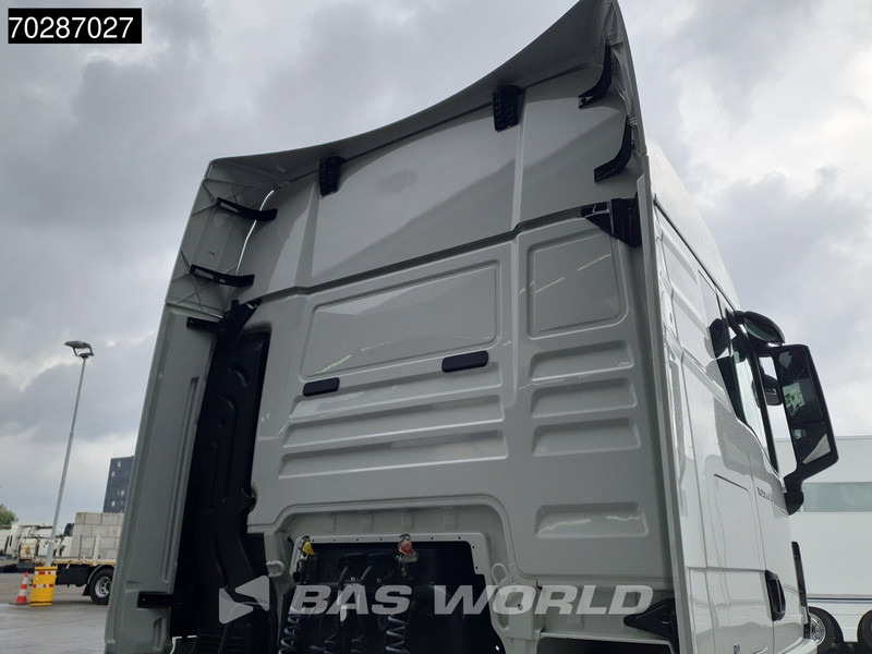 Sattelzugmaschine MAN TGX 18.470 4X2 GX Mega Retarder 2xTanks Navi ACC Euro 6: das Bild 11