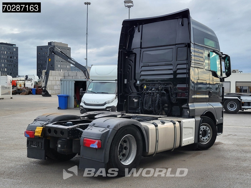 MAN TGX 18.470 4X2 XXL Retarder 2x Tanks Standklima ACC Navi Euro 6 - Sattelzugmaschine: das Bild 5 MAN TGX 18.470 4X2 XXL Retarder 2x Tanks Standklima ACC Navi Euro 6 - Sattelzugmaschine: das Bild 5