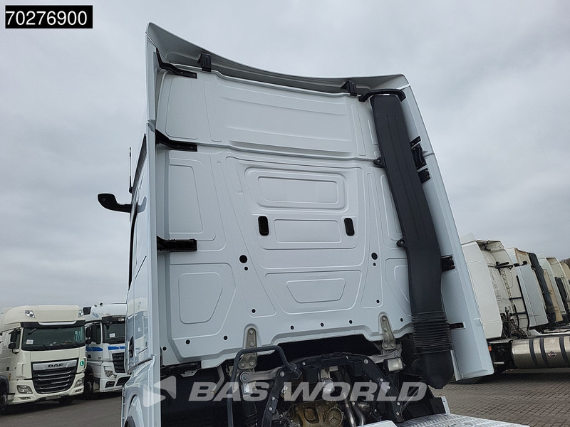 Mercedes-Benz Actros 1842 4X2 GigaSpace Mega Retarder MirrorCam - Sattelzugmaschine: das Bild 3 Mercedes-Benz Actros 1842 4X2 GigaSpace Mega Retarder MirrorCam - Sattelzugmaschine: das Bild 3