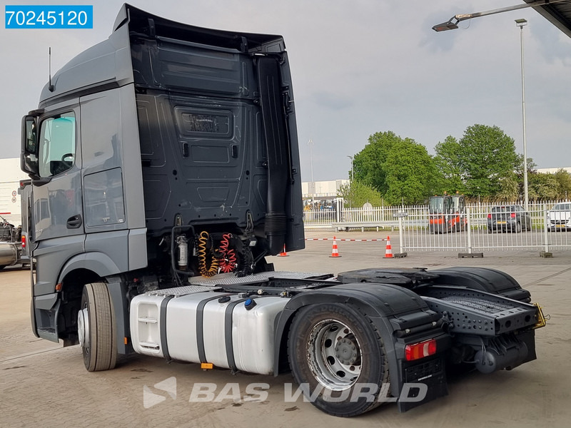 Mercedes-Benz Actros 1845 4X2 2x Tanks Euro 6 - Sattelzugmaschine: das Bild 2 Mercedes-Benz Actros 1845 4X2 2x Tanks Euro 6 - Sattelzugmaschine: das Bild 2