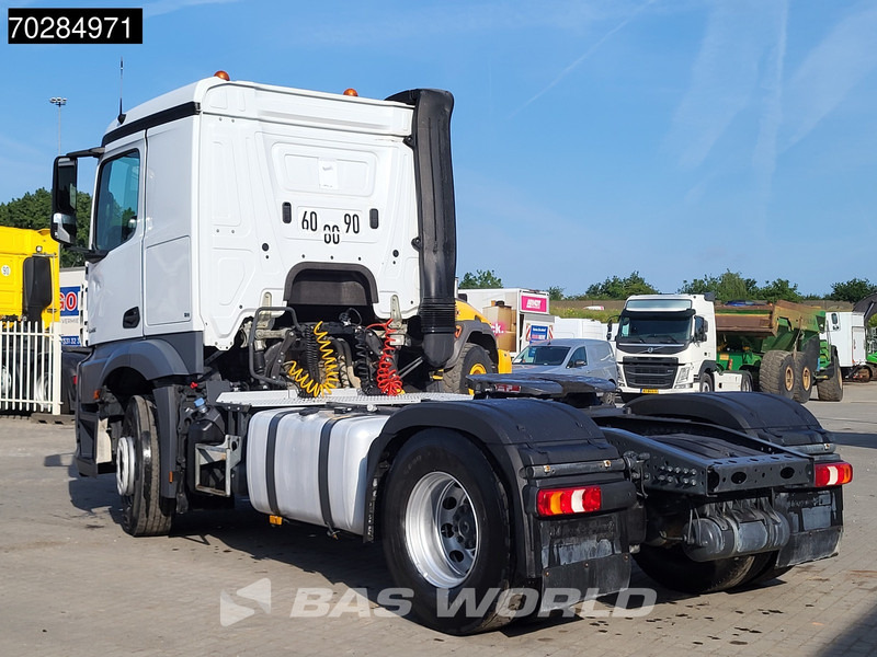 Mercedes-Benz Actros 1845 4X2 ClassisSpace PTO Retarder - Sattelzugmaschine: das Bild 2 Mercedes-Benz Actros 1845 4X2 ClassisSpace PTO Retarder - Sattelzugmaschine: das Bild 2