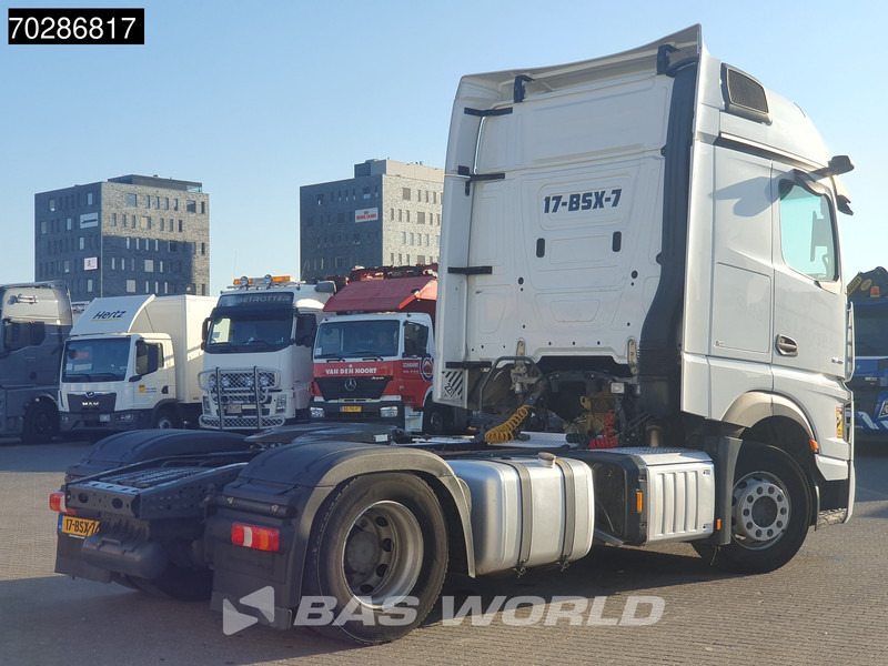 Mercedes-Benz Actros 1845 4X2 NL-Truck 2xTanks MirrorCam Navi Xenon Euro 6 - Sattelzugmaschine: das Bild 5 Mercedes-Benz Actros 1845 4X2 NL-Truck 2xTanks MirrorCam Navi Xenon Euro 6 - Sattelzugmaschine: das Bild 5
