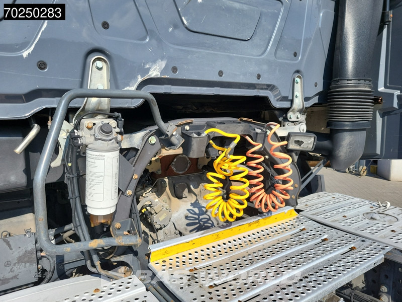 Mercedes-Benz Actros 1845 4X2 StreamSpace 2x Tanks - Sattelzugmaschine: das Bild 5 Mercedes-Benz Actros 1845 4X2 StreamSpace 2x Tanks - Sattelzugmaschine: das Bild 5