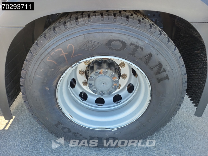 Sattelzugmaschine Mercedes-Benz Actros 1848 4X2 BigSpace Retarder 2x Tanks Standairco MirrorCam Navi ACC Euro 6: das Bild 15