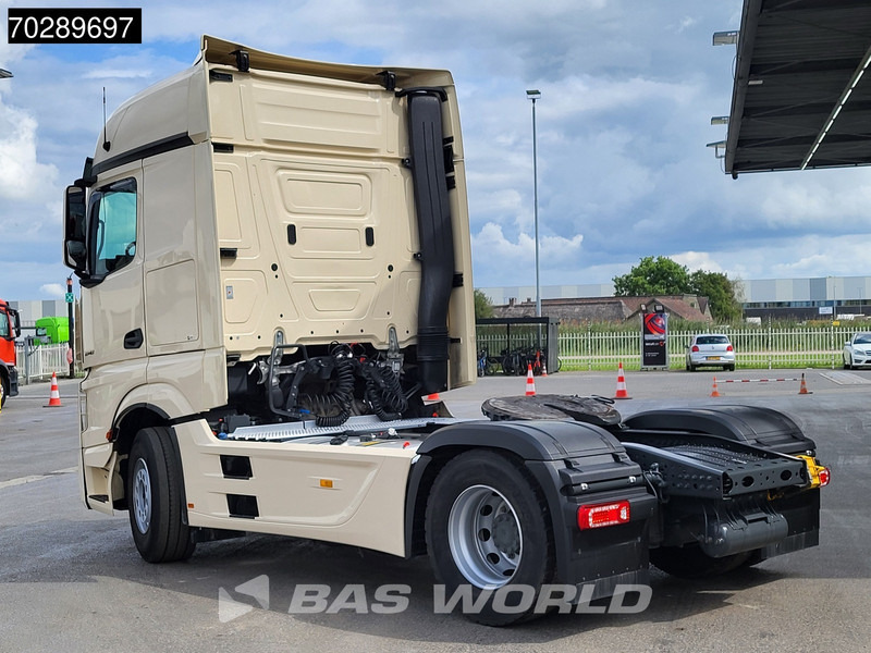 Mercedes-Benz Actros 1848 4X2 BigSpace Retarder Standklima PPC Navi ACC LED - Sattelzugmaschine: das Bild 2 Mercedes-Benz Actros 1848 4X2 BigSpace Retarder Standklima PPC Navi ACC LED - Sattelzugmaschine: das Bild 2