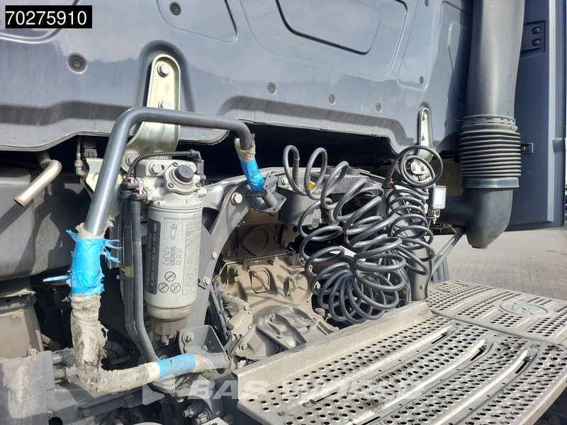 Mercedes-Benz Actros 1851 4X2 BigSpace 2x Tanks - Sattelzugmaschine: das Bild 5 Mercedes-Benz Actros 1851 4X2 BigSpace 2x Tanks - Sattelzugmaschine: das Bild 5