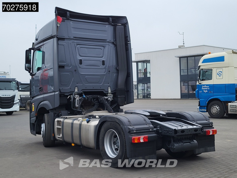 Mercedes-Benz Actros 1851 4X2 BigSpace 2x Tanks - Sattelzugmaschine: das Bild 2 Mercedes-Benz Actros 1851 4X2 BigSpace 2x Tanks - Sattelzugmaschine: das Bild 2