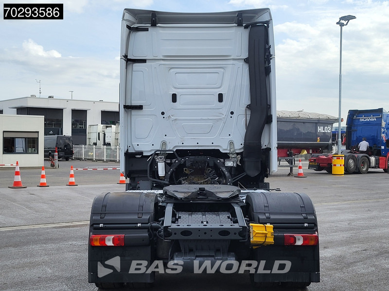 Mercedes-Benz Actros 1851 4X2 BigSpace 2xTanks Euro 6 - Sattelzugmaschine: das Bild 3 Mercedes-Benz Actros 1851 4X2 BigSpace 2xTanks Euro 6 - Sattelzugmaschine: das Bild 3