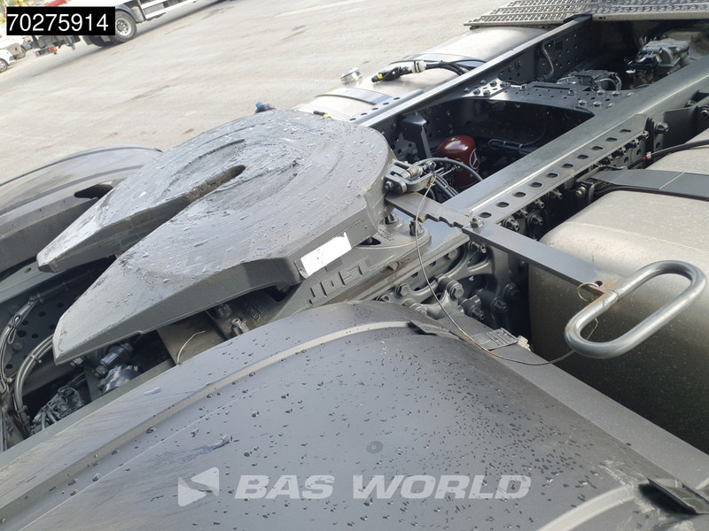 Sattelzugmaschine Mercedes-Benz Actros 1851 4X2: das Bild 10