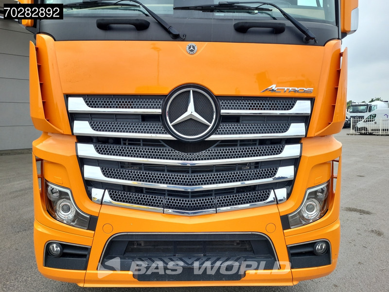 Sattelzugmaschine Mercedes-Benz Actros 4163 8X4 180T GigaSpace Retarder Hydrauliek BigAxle Alcoa´s: das Bild 7