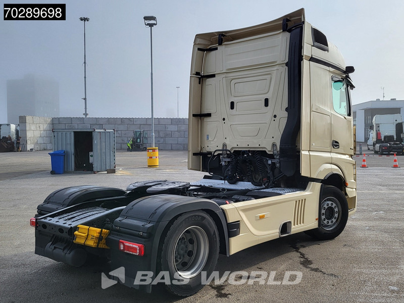 Mercedes-Benz Actros L 1848 4X2 BigSpace Retarder Standklima PPC Navi ACC LED - Sattelzugmaschine: das Bild 5 Mercedes-Benz Actros L 1848 4X2 BigSpace Retarder Standklima PPC Navi ACC LED - Sattelzugmaschine: das Bild 5