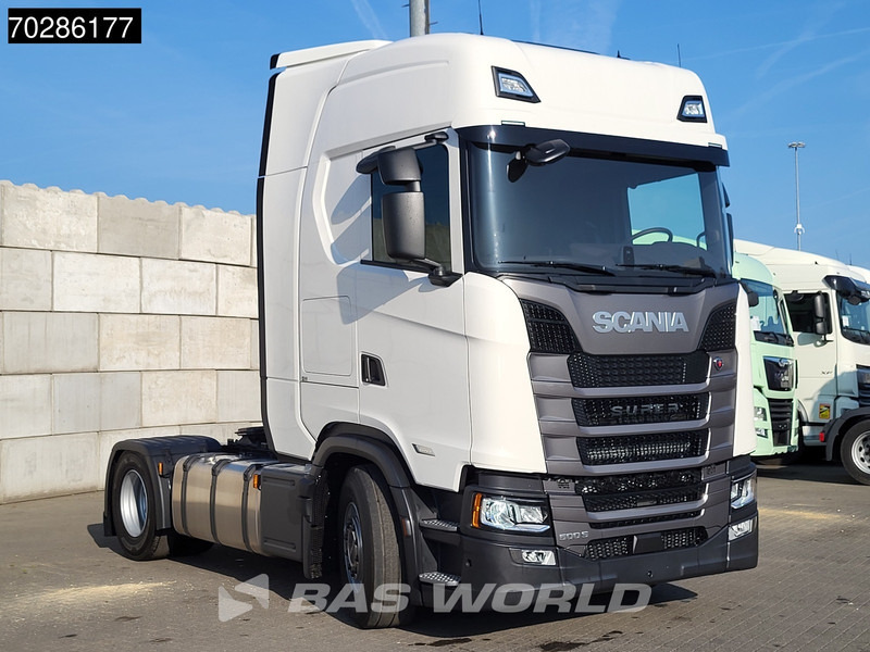 Scania S500 S 4X2 NEW! Retarder 2x Tanks Standklima ACC - Sattelzugmaschine: das Bild 3 Scania S500 S 4X2 NEW! Retarder 2x Tanks Standklima ACC - Sattelzugmaschine: das Bild 3