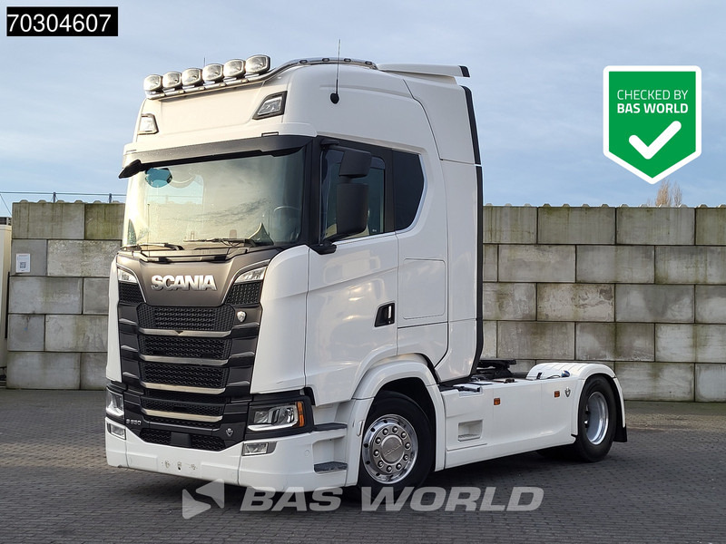 Scania S650 S 4X2 Retarder 2xTanks Leder Alcoa's Standklima - Sattelzugmaschine: das Bild 1 Scania S650 S 4X2 Retarder 2xTanks Leder Alcoa's Standklima - Sattelzugmaschine: das Bild 1