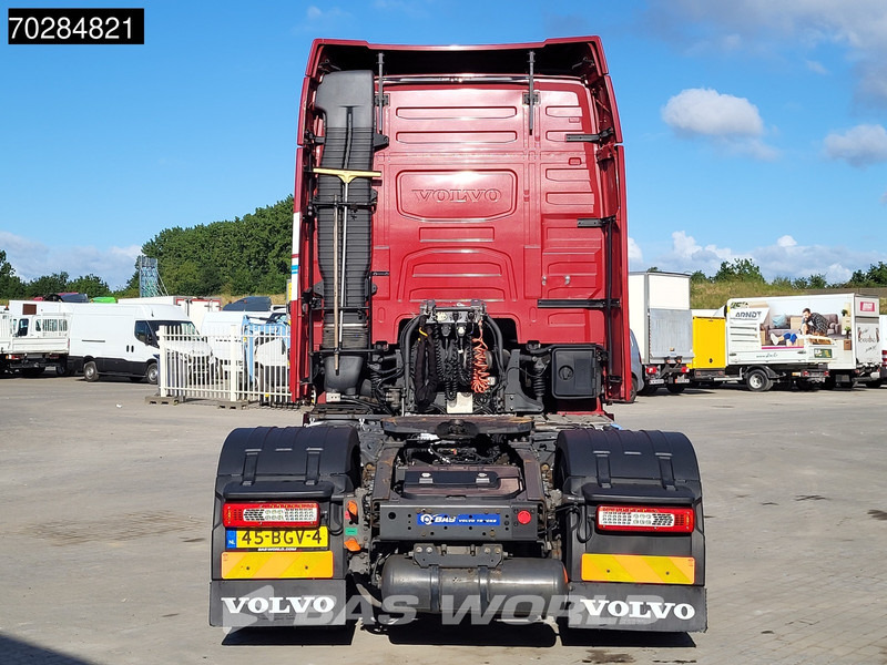 Volvo FH 500 4X2 NL-Truck 2x Tanks VEB+ Hydrauliek I-ParkCool Euro 6 - Sattelzugmaschine: das Bild 3 Volvo FH 500 4X2 NL-Truck 2x Tanks VEB+ Hydrauliek I-ParkCool Euro 6 - Sattelzugmaschine: das Bild 3