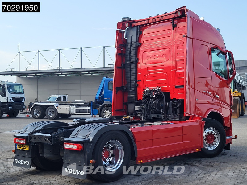 Volvo FH12 500 FH 4X2 NL-Truck 2xTanks Euro 6 - Sattelzugmaschine: das Bild 5 Volvo FH12 500 FH 4X2 NL-Truck 2xTanks Euro 6 - Sattelzugmaschine: das Bild 5