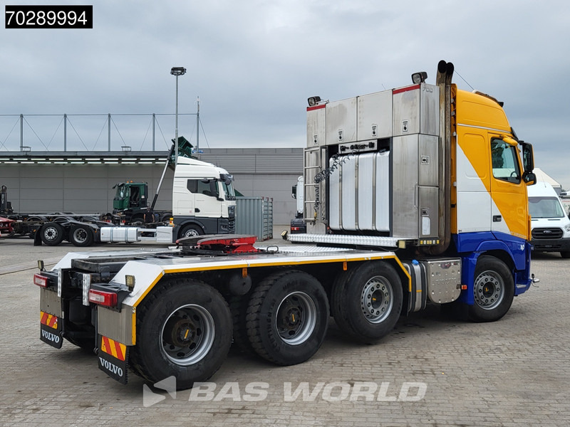 Volvo FH16 700 FH16 8X4 90T! Retarder Big-Axle Lift+Lenkachse Euro 5 - Sattelzugmaschine: das Bild 5 Volvo FH16 700 FH16 8X4 90T! Retarder Big-Axle Lift+Lenkachse Euro 5 - Sattelzugmaschine: das Bild 5