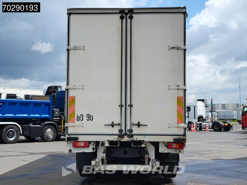 Volvo FM 370 6X2 Manual Lift+Steering Axle Euro 5 - Plane LKW: das Bild 3 Volvo FM 370 6X2 Manual Lift+Steering Axle Euro 5 - Plane LKW: das Bild 3