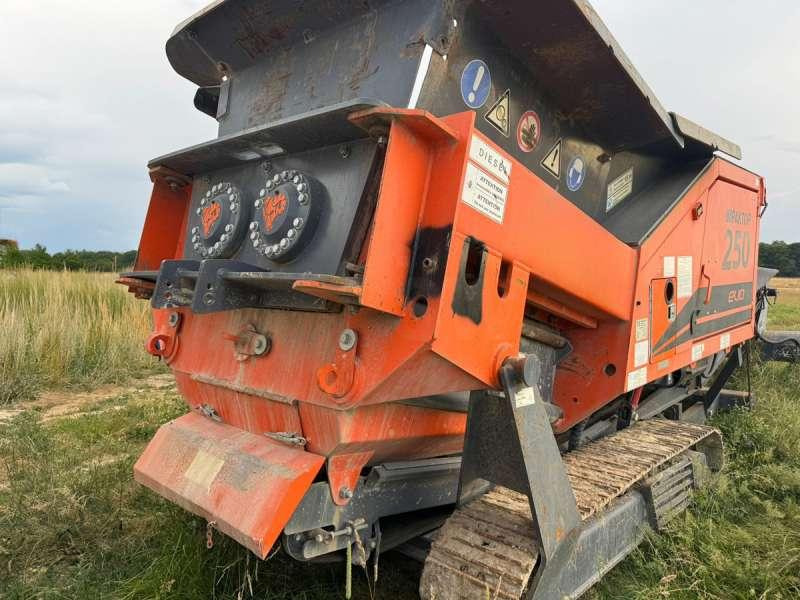 ARJES IMPAKTOR 250 EVO + crible embarqué - Anbauteil: das Bild 4 ARJES IMPAKTOR 250 EVO + crible embarqué - Anbauteil: das Bild 4