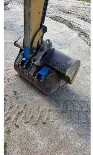 Caterpillar 302.5C - Minibagger: das Bild 3 Caterpillar 302.5C - Minibagger: das Bild 3