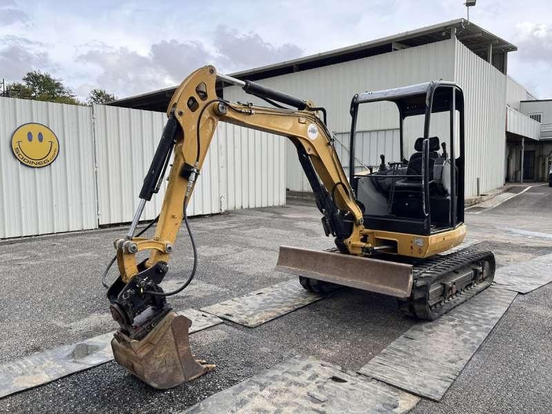 Caterpillar 302.7DCR - Minibagger: das Bild 2 Caterpillar 302.7DCR - Minibagger: das Bild 2