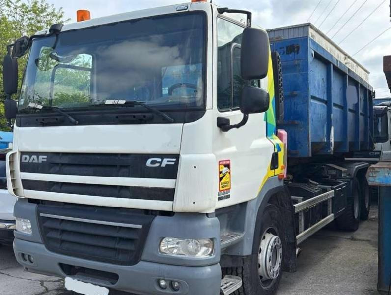 DAF CF 85.460 6X2 - Abrollkipper: das Bild 2 DAF CF 85.460 6X2 - Abrollkipper: das Bild 2