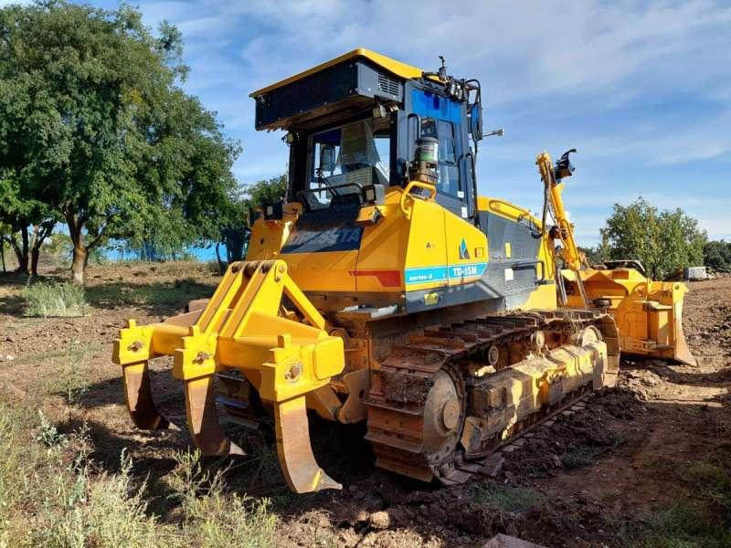 Dressta TD-15M SERIES2 - Bulldozer: das Bild 3 Dressta TD-15M SERIES2 - Bulldozer: das Bild 3