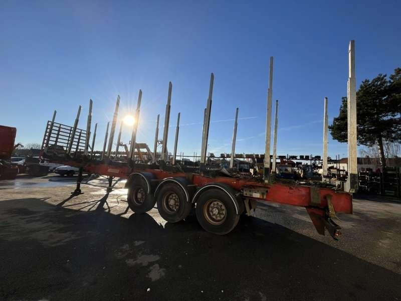 Fruehauf GRUMIERE 3 ESSIEUX - Holzauflieger: das Bild 5 Fruehauf GRUMIERE 3 ESSIEUX - Holzauflieger: das Bild 5