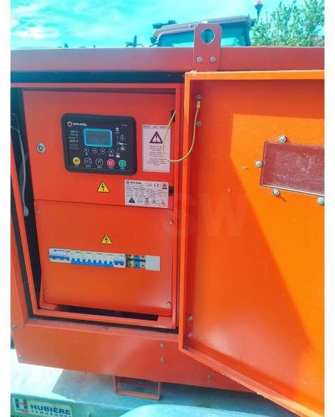 Stromgenerator Gruau 22 KVA: das Bild 7
