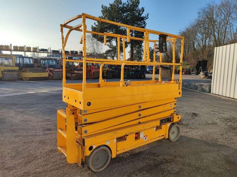 Haulotte CISEAUX COMPACT 10N - Teleskopmastbühne: das Bild 4 Haulotte CISEAUX COMPACT 10N - Teleskopmastbühne: das Bild 4
