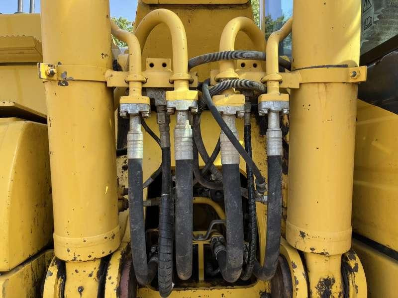 Umschlagbagger Komatsu PC240LC-10: das Bild 17