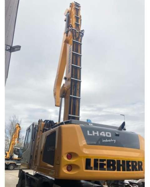 Liebherr LH40 M LITRONIC - Umschlagbagger: das Bild 5 Liebherr LH40 M LITRONIC - Umschlagbagger: das Bild 5