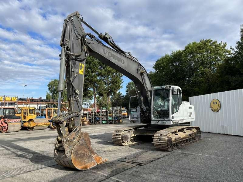 Volvo EC220DL - Kettenbagger: das Bild 2 Volvo EC220DL - Kettenbagger: das Bild 2