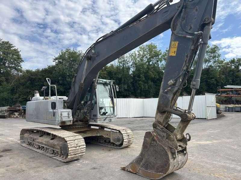 Volvo EC220DL - Kettenbagger: das Bild 1 Volvo EC220DL - Kettenbagger: das Bild 1