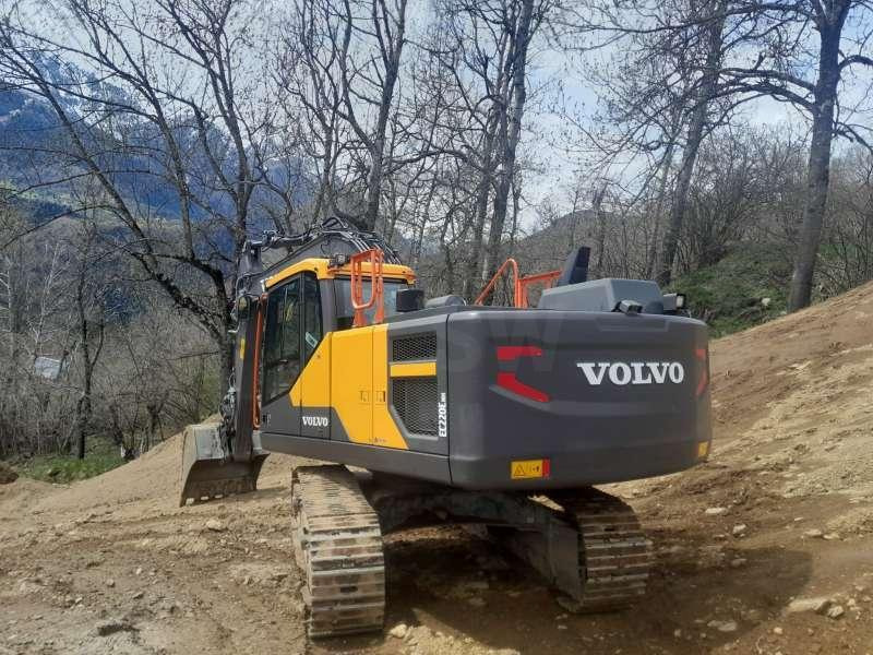 Volvo EC220ENH - Kettenbagger: das Bild 3 Volvo EC220ENH - Kettenbagger: das Bild 3