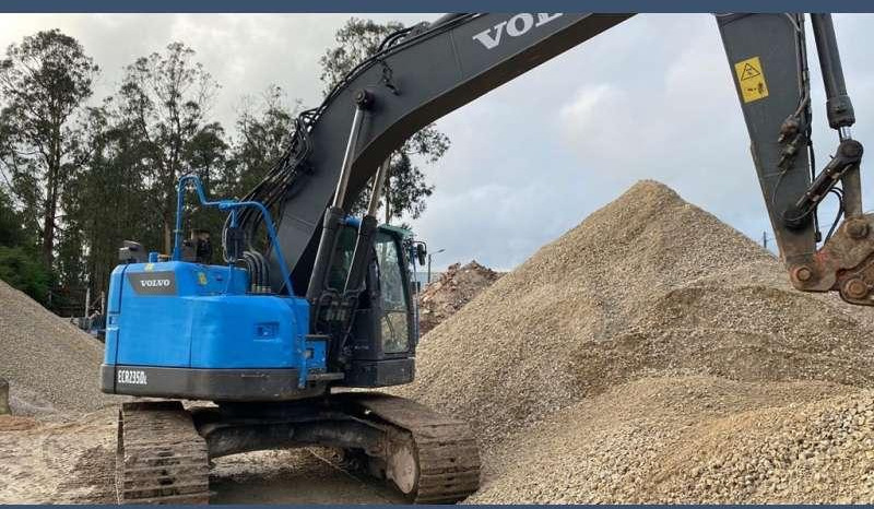 Volvo ECR235DL - Kettenbagger: das Bild 2 Volvo ECR235DL - Kettenbagger: das Bild 2