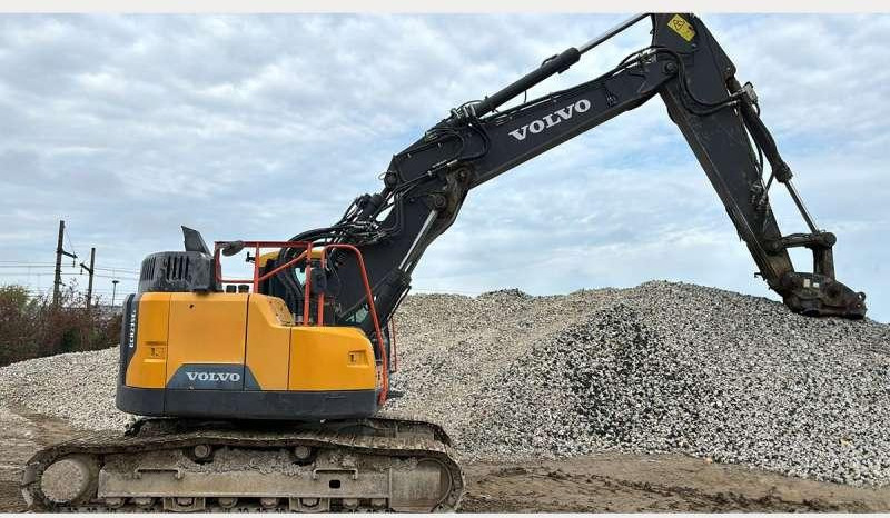 Volvo ECR235EL - Kettenbagger: das Bild 2 Volvo ECR235EL - Kettenbagger: das Bild 2