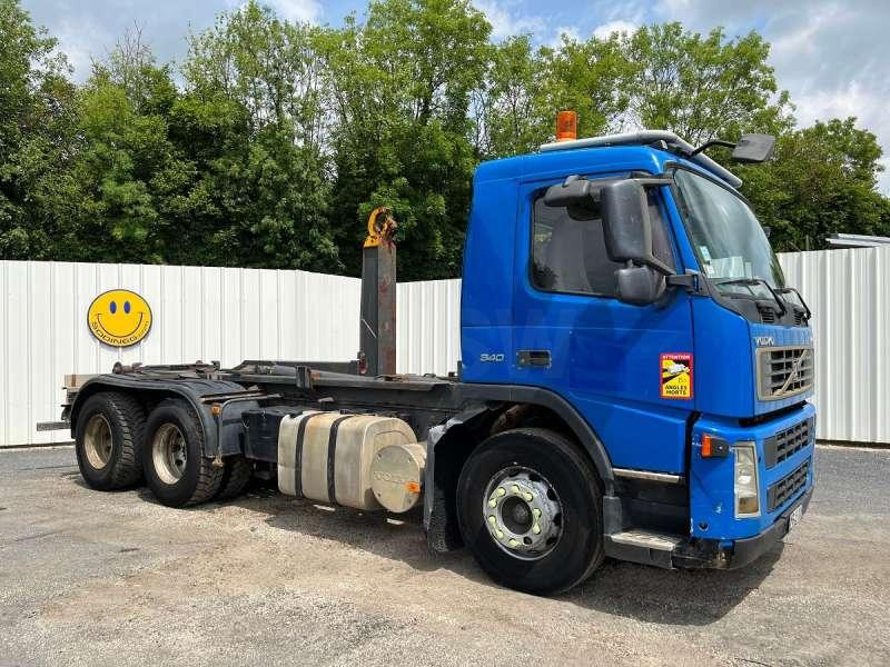 Volvo FM12 - 340 - Abrollkipper: das Bild 1 Volvo FM12 - 340 - Abrollkipper: das Bild 1