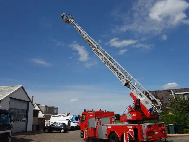 DAF LF 55.250 METZ 30 meter - Feuerwehrfahrzeug: das Bild 1 DAF LF 55.250 METZ 30 meter - Feuerwehrfahrzeug: das Bild 1