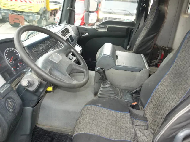 MAN TGA 35.360 8X4 MIXER STEEL SPRINGS BIG AXELS MANUAL FEUL POMP - Fahrmischer: das Bild 5 MAN TGA 35.360 8X4 MIXER STEEL SPRINGS BIG AXELS MANUAL FEUL POMP - Fahrmischer: das Bild 5