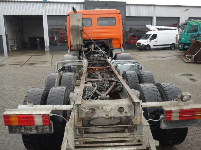 Mercedes-Benz Actros 3235 8x4 steelsprings,manual gearbox - Fahrgestell LKW: das Bild 4 Mercedes-Benz Actros 3235 8x4 steelsprings,manual gearbox - Fahrgestell LKW: das Bild 4