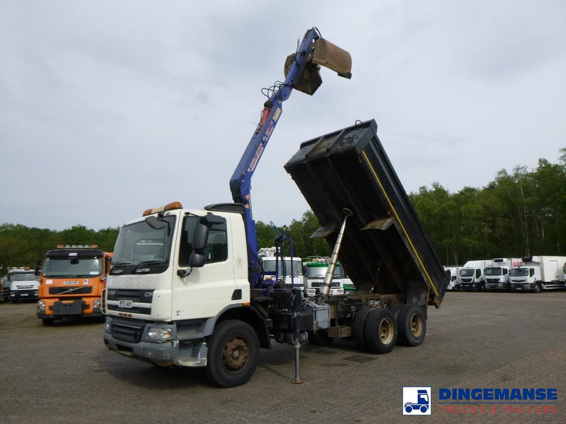 DAF CF 75.310 6x4 RHD tipper + HMF 1144 K-1 + grapple - Autokran: das Bild 1 DAF CF 75.310 6x4 RHD tipper + HMF 1144 K-1 + grapple - Autokran: das Bild 1