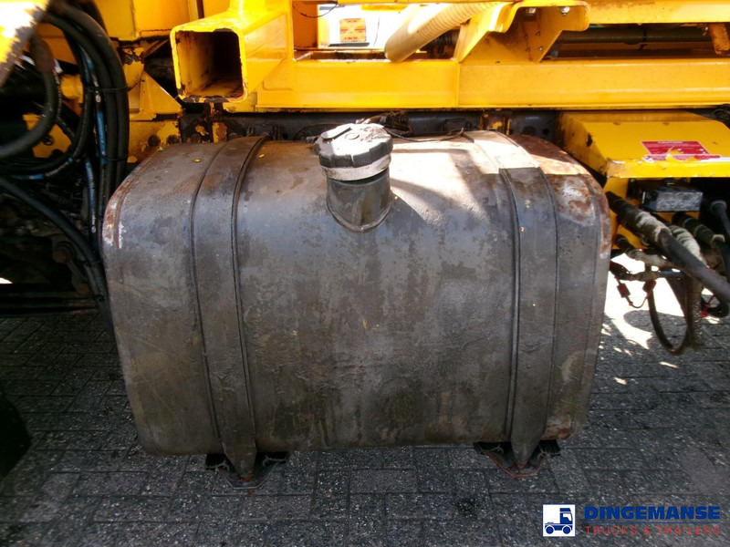 DAF CF 75.360 6X4 RHD gritter / salt spreader - Schneeräumfahrzeug: das Bild 5 DAF CF 75.360 6X4 RHD gritter / salt spreader - Schneeräumfahrzeug: das Bild 5