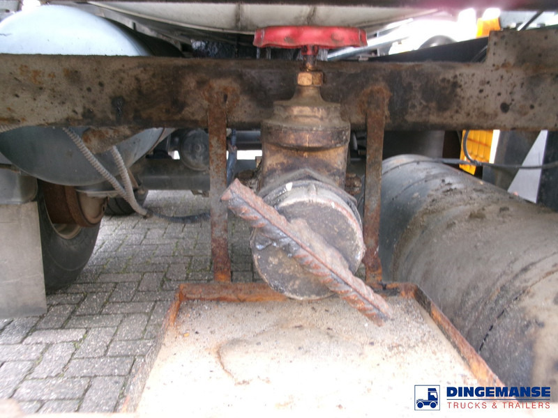 METALOVOUGA Bitumen / heavy oil tank inox 29 m3 / 1 comp - Tankauflieger: das Bild 5 METALOVOUGA Bitumen / heavy oil tank inox 29 m3 / 1 comp - Tankauflieger: das Bild 5
