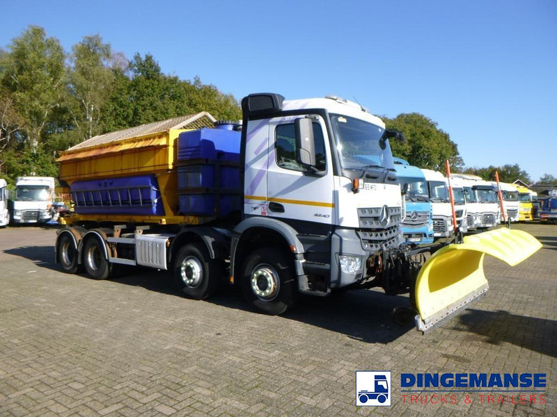 Mercedes-Benz Arocs 3240 8x4 RHD Schmidt snow plough / gritter - Schneeräumfahrzeug: das Bild 2 Mercedes-Benz Arocs 3240 8x4 RHD Schmidt snow plough / gritter - Schneeräumfahrzeug: das Bild 2