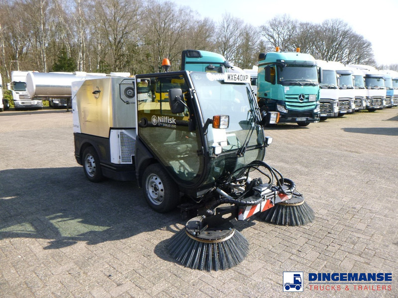Nilfisk City Ranger CR3500 sweeper - Kehrmaschine: das Bild 2 Nilfisk City Ranger CR3500 sweeper - Kehrmaschine: das Bild 2