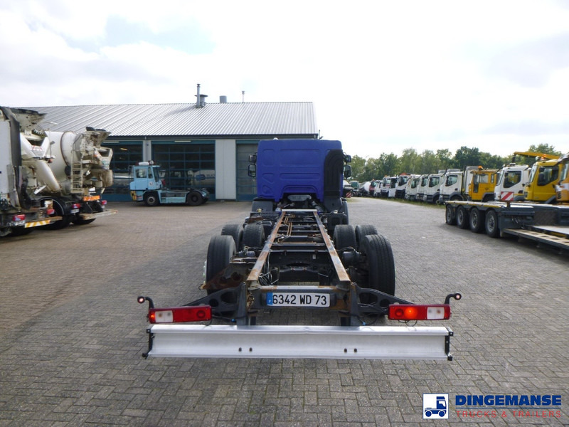 Renault Premium 320 dxi 6x2 chassis ADR - Tankwagen: das Bild 5 Renault Premium 320 dxi 6x2 chassis ADR - Tankwagen: das Bild 5
